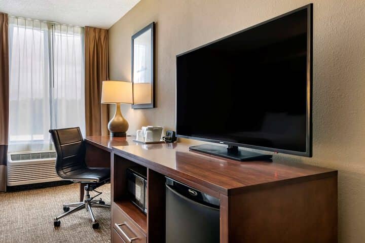 Room 20 of 38