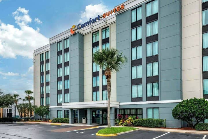 Hotel 37 of 38
